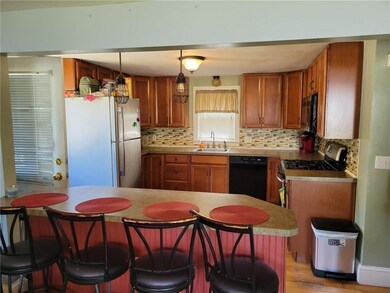 130 Palace Ave, Warwick, RI 02886 - photo 6