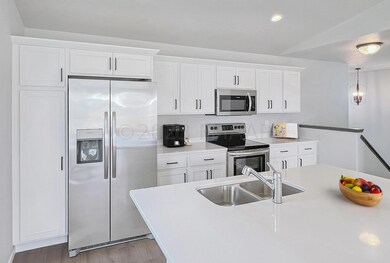 1149 55th_Kitchen_Virtual stagging