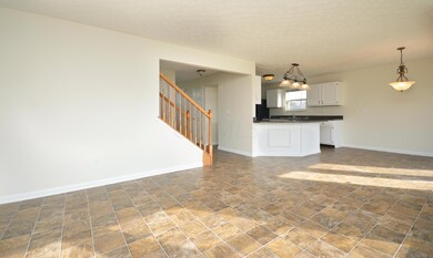Open Living Space (3)