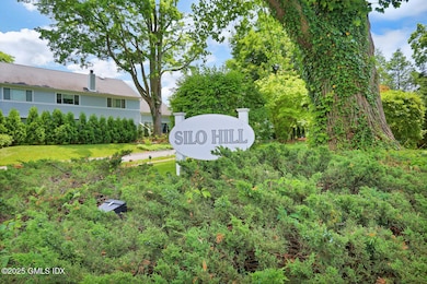 Silo Hill, Riverside, CT