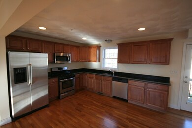 141 Cambridge St unit C, Burlington, MA 01803 - photo 5