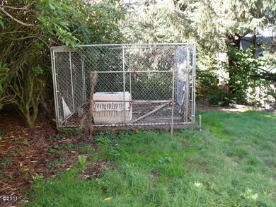 dog kennel