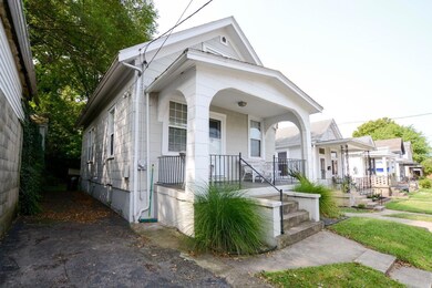 11 W 66th St, Cincinnati, OH 45216 - photo 2