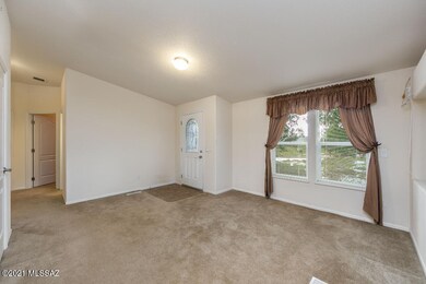 3675 Mule Deer Living Room 2 811