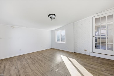 1998 Angora Dr, Chesapeake, VA 23325 - photo 4