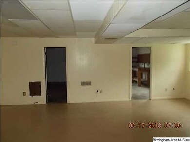 445 19th Terrace NE, Center Point, AL 35215 - photo 6