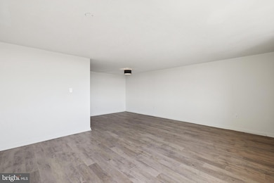 Hopkinson House unit 1505, Philadelphia, PA 19106 - photo 2