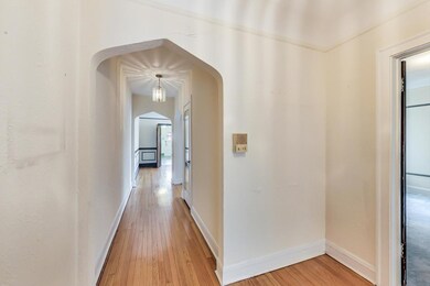 6250 N Washtenaw Ave unit 2N, Chicago, IL 60659 - photo 3