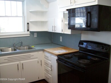 628 King St, Stroudsburg, PA 18360 - photo 7