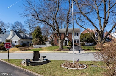 1901 Robinson Ave, Havertown, PA 19083 - photo 2