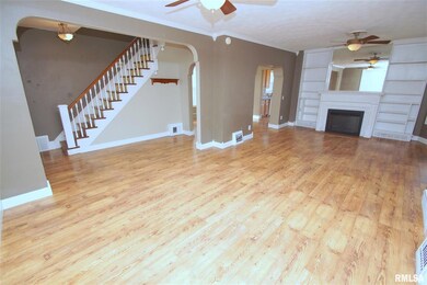 818 Kirkwood Blvd, Davenport, IA 52803 - photo 3