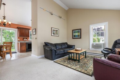 595 Ocean Street 6 South-large-004-032-L