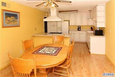 Kitchen and Dining Room Area