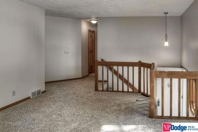 17018 Holmes Cir, Omaha, NE 68135 - photo 4