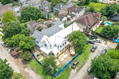 702 E 7th 1/2 St, Houston, TX 77007 - photo 2