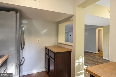6602 10th St unit J, Alexandria, VA 22307 - photo 7