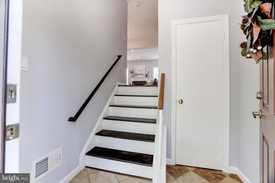 2426 Ridgehampton Ct, Reston, VA 20191 - photo 3