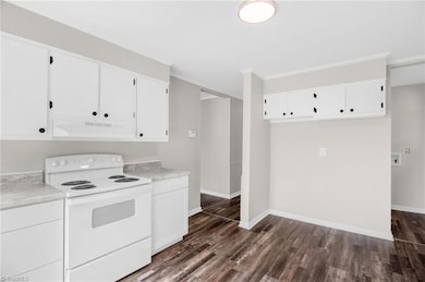 305 Short Ave, Madison, NC 27025 - photo 5