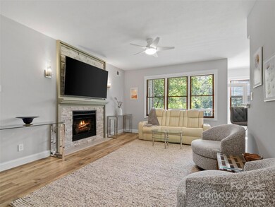 220 Stoney Falls Loop unit 1-B2, Burnsville, NC 28714 - photo 5