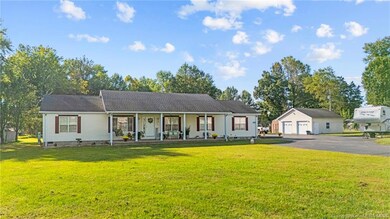 123 S Dowling St, Austin, IN 47102 - photo 2