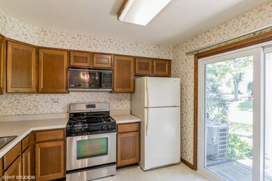 367 Park View Terrace unit 14, Buffalo Grove, IL 60089 - photo 7
