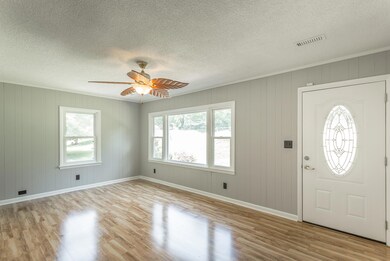 2440 Hamill Road-4