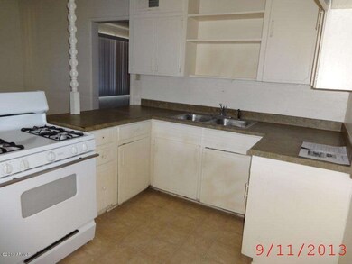 Photos13 kitchen