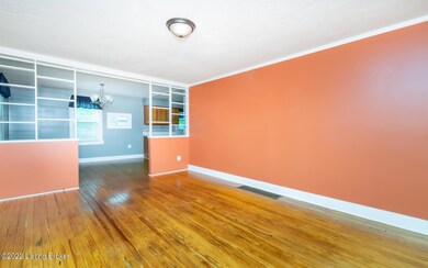 5602 E Manslick Rd, Louisville, KY 40219 - photo 5