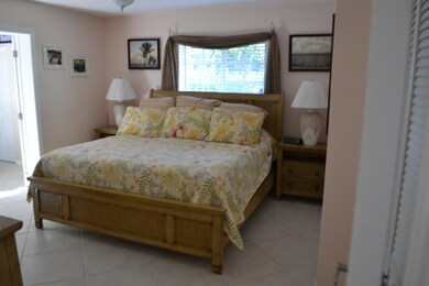 1038 gibraltar 012