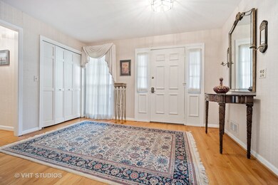 2539 Osage Dr, Glenview, IL 60026 - photo 6