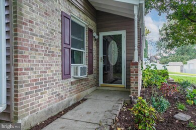 539 Staufer Ct, Mount Joy, PA 17552 - photo 3