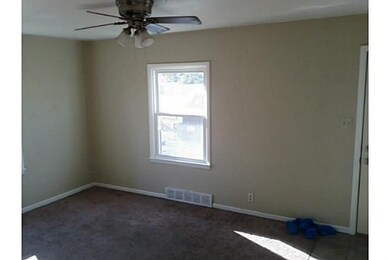 3833 E 25th St, Des Moines, IA 50317 - photo 3