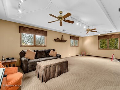 400 E Yorkfield Ave, Elmhurst, IL 60126 - photo 3