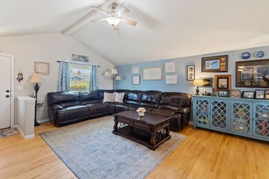9-web-or-mls-1214-twin-rocks-dr