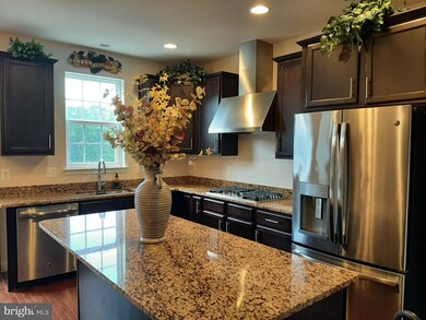 4528 Potomac Highlands Cir, Triangle, VA 22172 - photo 3