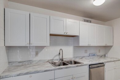 8605 N 37th Ave, Phoenix, AZ 85051 - photo 7