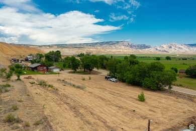 2770 S 9500 E, Jensen, UT 84035 - photo 4