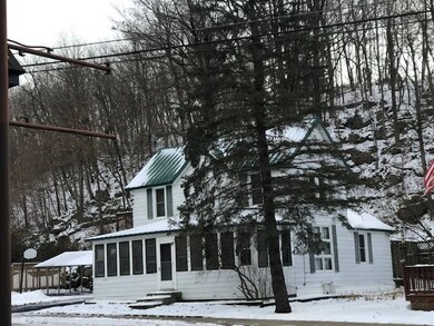 106 S Main St, Potosi, WI 53820 - photo 3