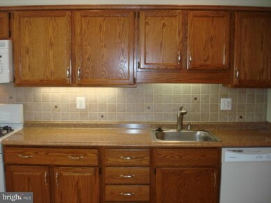 1529 Harford Square Dr unit COURT F, Edgewood, MD 21040 - photo 2