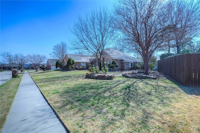 9112 Hialeah Cir N, North Richland Hills, TX 76182 - photo 4