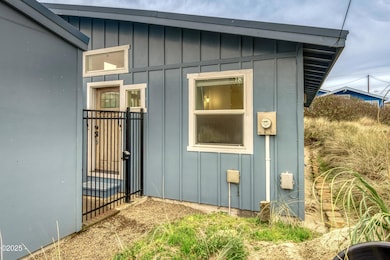 114 NW Sunset Way, Waldport, OR 97394 - photo 2