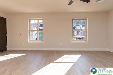 1275 E 4th St unit 202, Bethlehem, PA 18015 - photo 5