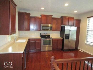 12720 Tamworth Dr, Fishers, IN 46037 - photo 3