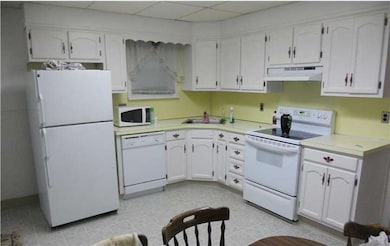 36 Isabel Ave, Glenolden, PA 19036 - photo 2