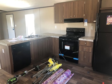 2134 Fm 1875 Rd unit C, Beasley, TX 77417 - photo 4