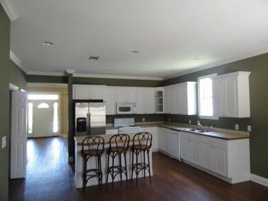 23 Brianleigh Dr 003