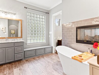 367 Covered Bridge Dr, Fort Worth, TX 76108 - photo 6