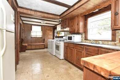 31 Campbell St, Waldwick, NJ 07463 - photo 7