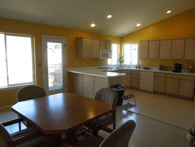 6712 NE 53rd Cir, Vancouver, WA 98661 - photo 5