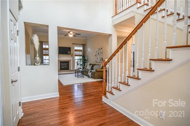 2140 Eskridge Terrace unit 380, Clover, SC 29710 - photo 4